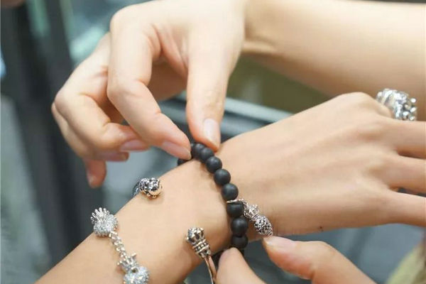 有什么男士手链推荐,黄金手链60克男士手链