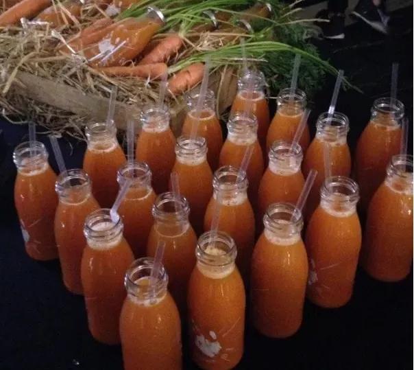 每分钟19000转，30秒化果为汁，不插电，不过滤，这榨汁杯才卖89