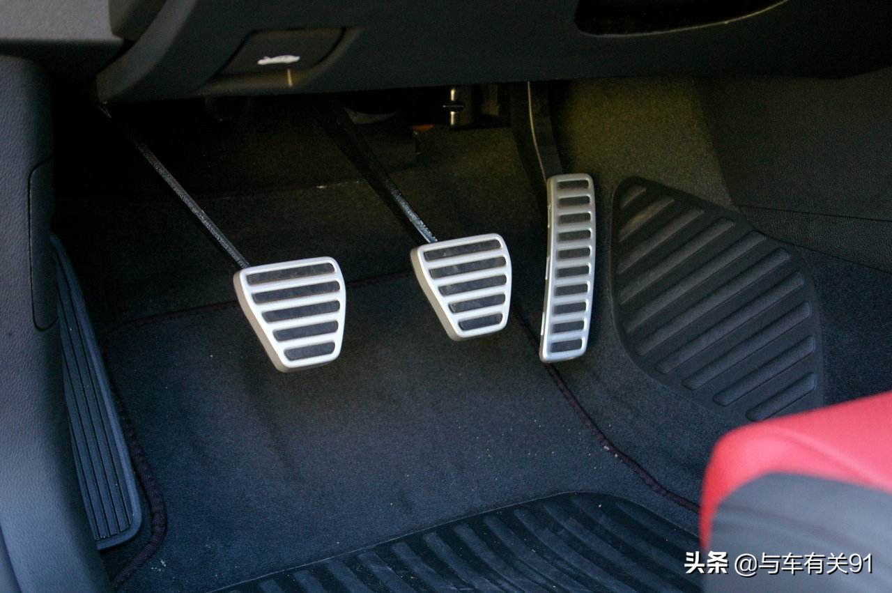 如何克服新手开车心理紧张,新手开车上路怎么克服心理压力