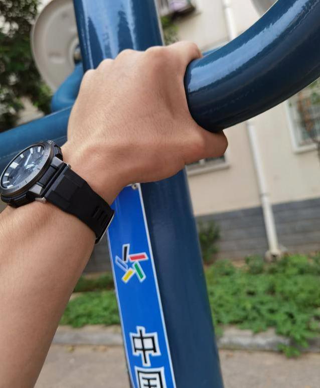 拉单杠的正确方法和姿势,拉单杠有哪些辅助方法