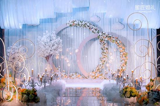 婚庆公司办一场婚礼要花费多少钱,婚礼婚庆一般多少钱