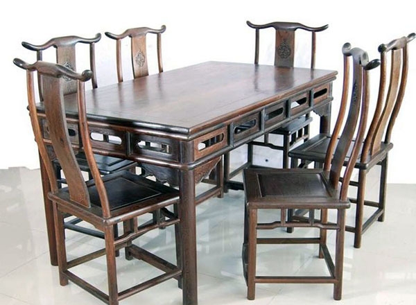 鸡翅木好还是紫檀好,鸡翅木好还是花梨好