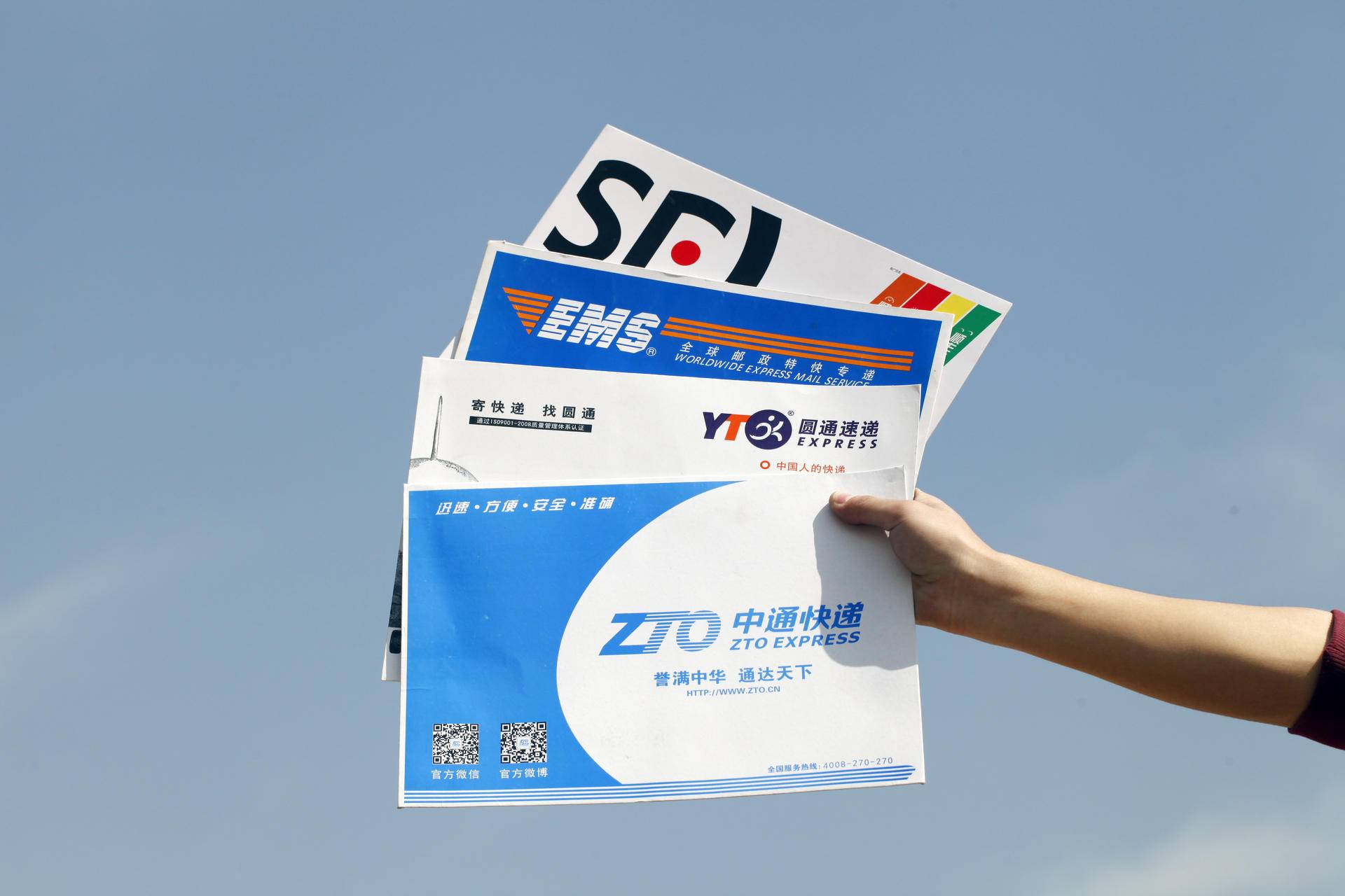 乡镇取快递收费乱象,乡镇快递二次收费为何屡禁不止