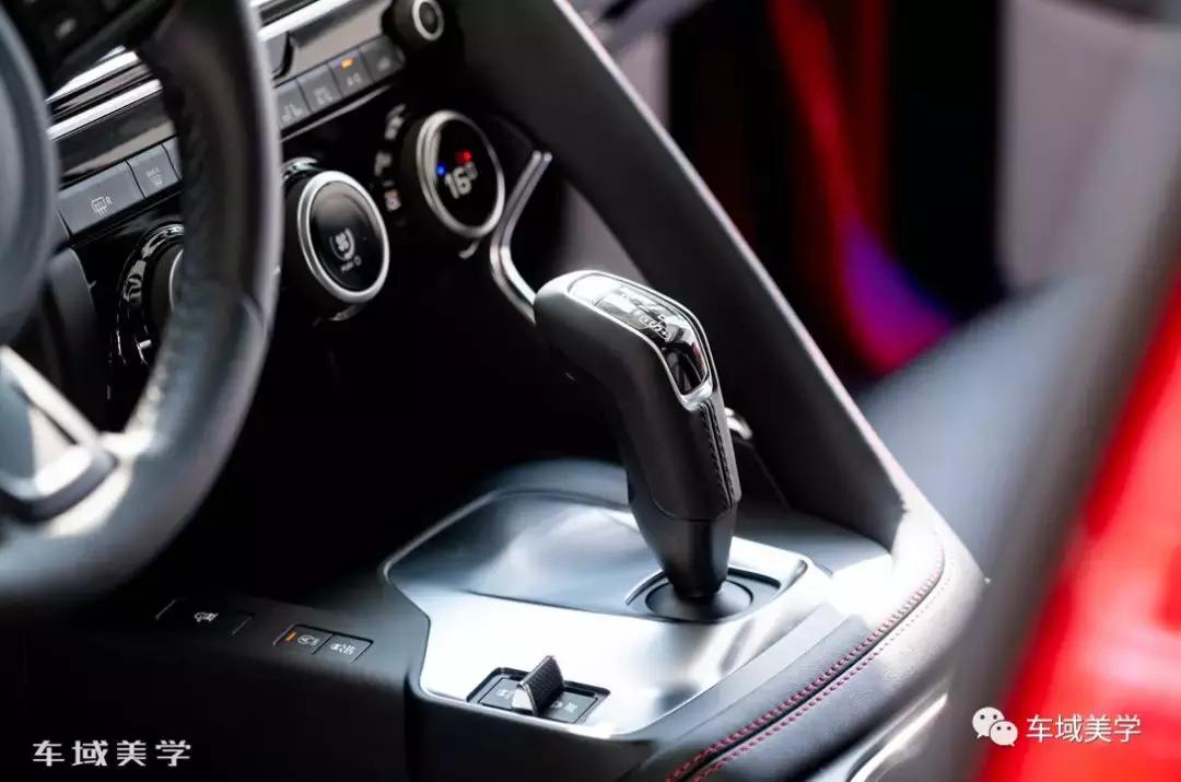 捷豹e-pace首发限量版,捷豹e-pace小豹子图