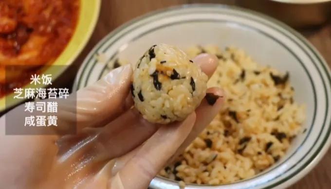 韩式烤五花肉整套教程,韩式烤五花肉不糊锅的办法