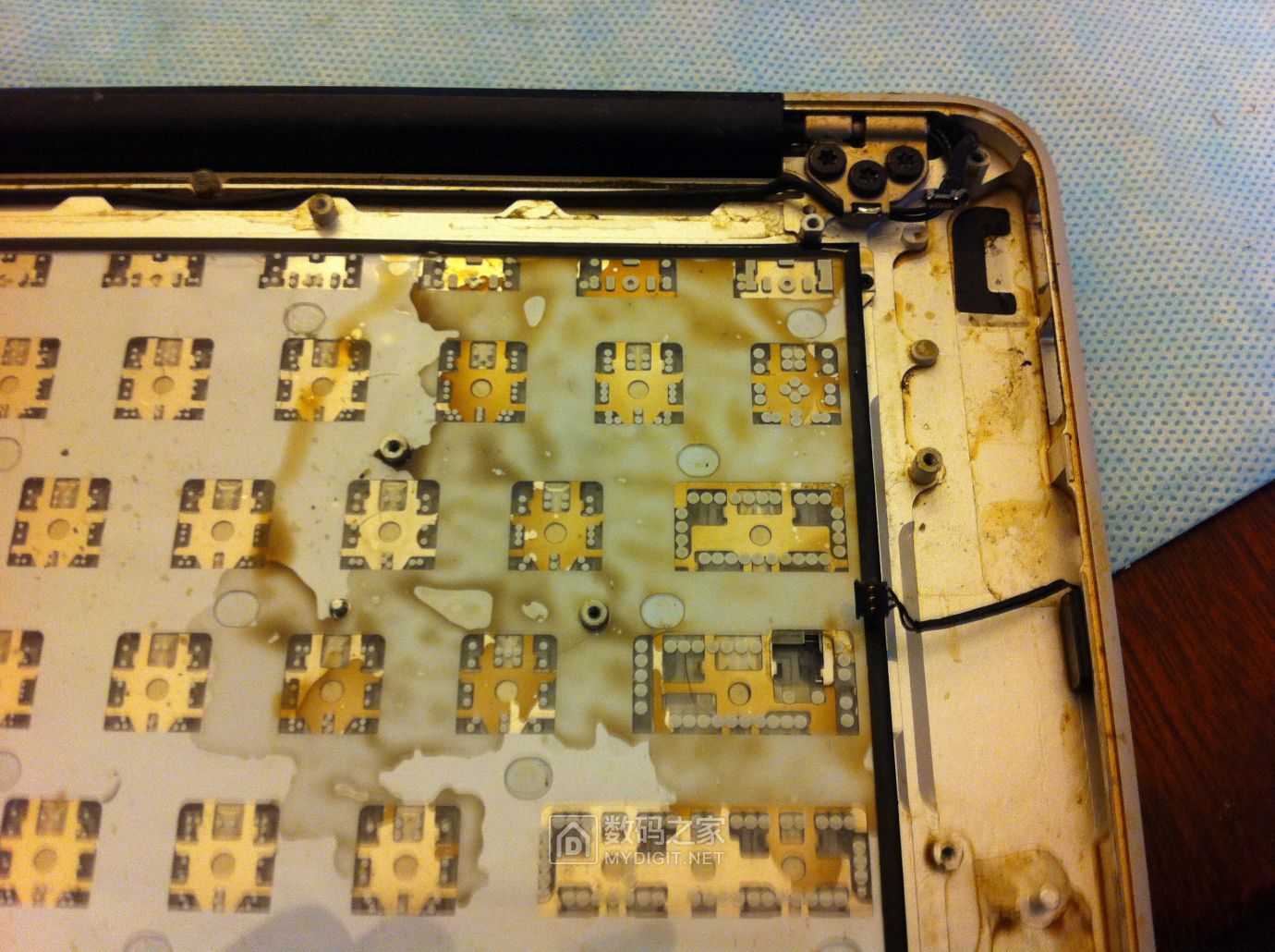 苹果笔记本macbookair7999,苹果笔记本11.6寸macbookaira1370