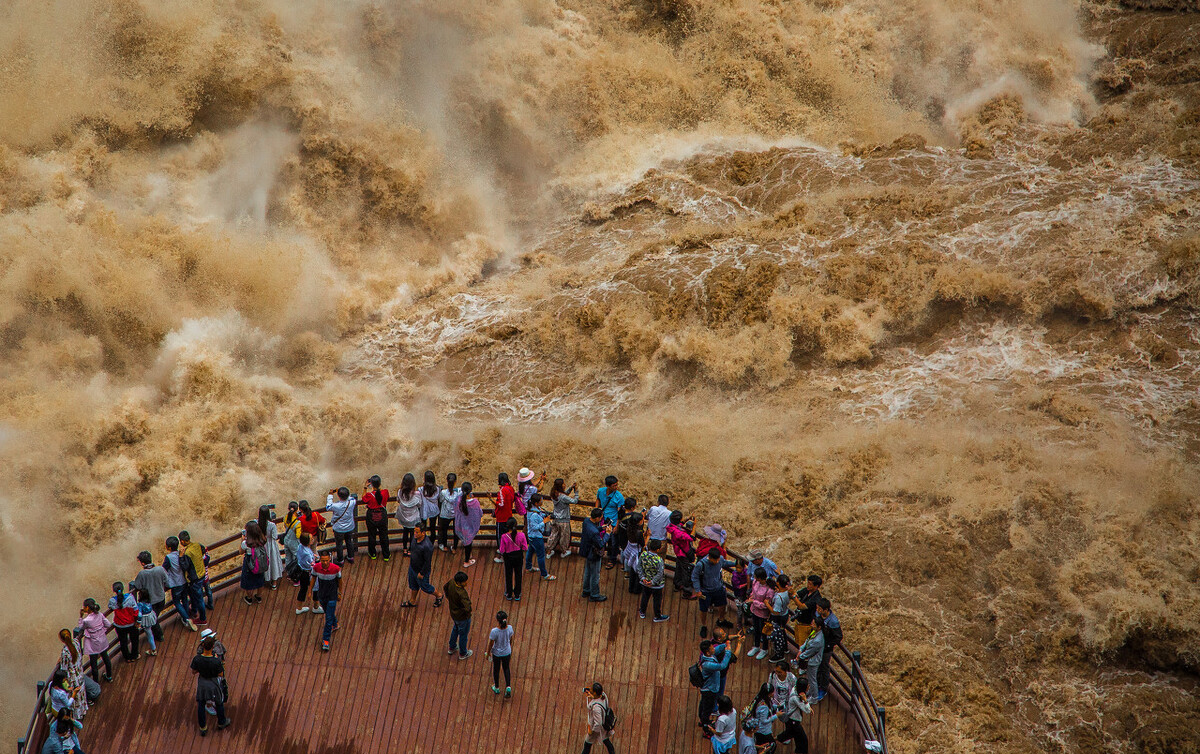 中国最大最震撼工程,西南1900公里超级工程
