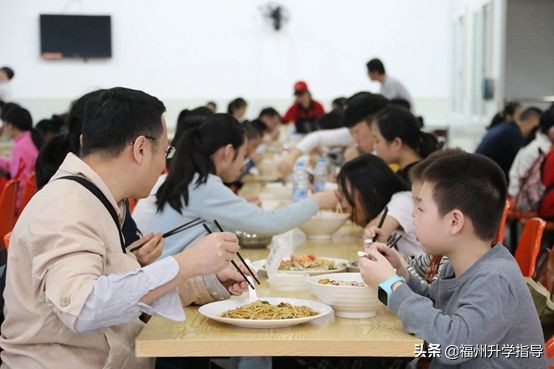 福州私立中学近三年升学率,福州私立初中一三附升学率排名