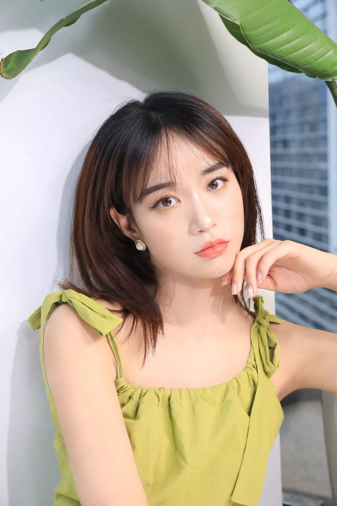 牛油果眼妆,牛油果眼影搭配教程