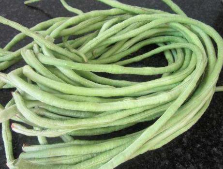 酸豆角怎么腌制才脆爽有什么诀窍,普通豆角能腌酸豆角吗