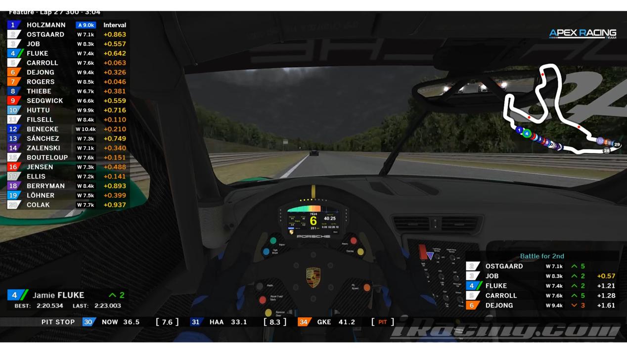 老司机开车转弯怎么开得快又稳,老司机开车如何拐弯