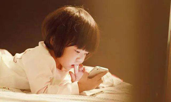 如何解决孩子上网成瘾,有三种孩子容易上网成瘾