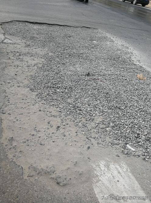 保定西堤路面塌陷,保定一路面塌陷修复视频