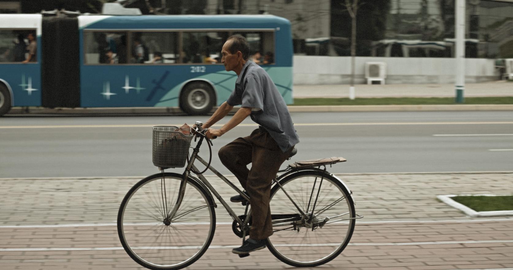 朝鲜人一个月收入多少,朝鲜人现如今的月收入是多少