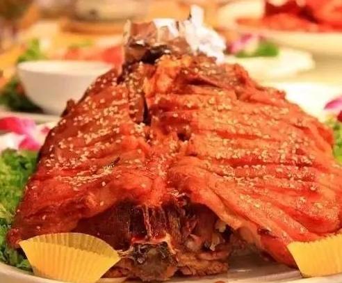 额济纳旗胡杨林附近景点,额济纳旗旅游景点有几个