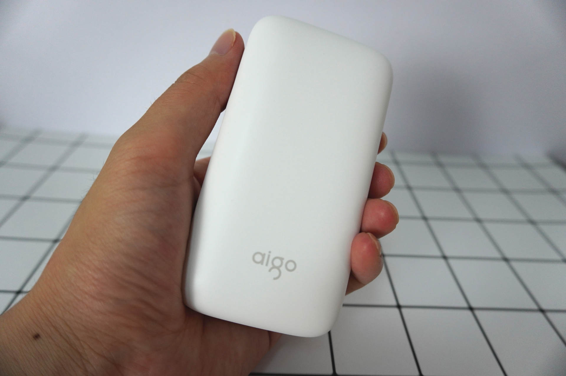 爱国者aigo充电宝不香吗,爱国者aigo充电宝