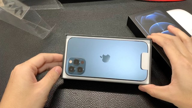 iphone12pro真机谍照首曝外形大变,苹果iphone12pro准新机