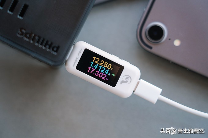 飞利浦原装充电器a7610,飞利浦充电宝带线20000毫安快充