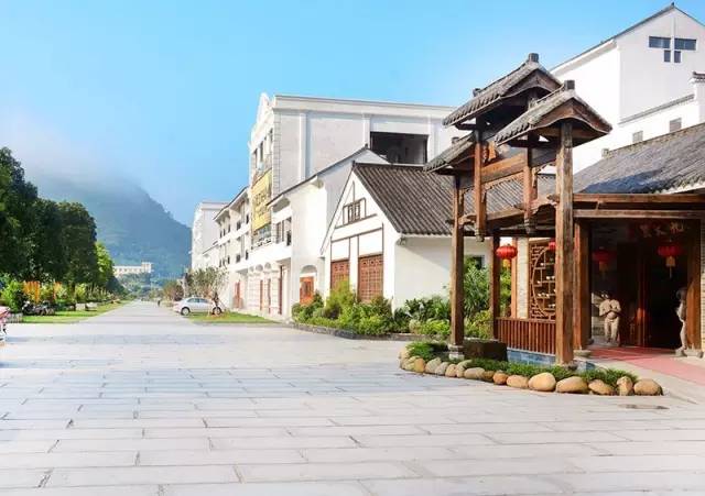 英伦风情小镇旅游推荐,游玩欧式风格小镇