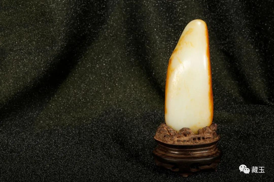 目前和田玉真正籽料的价格,价格过千万的和田玉籽料