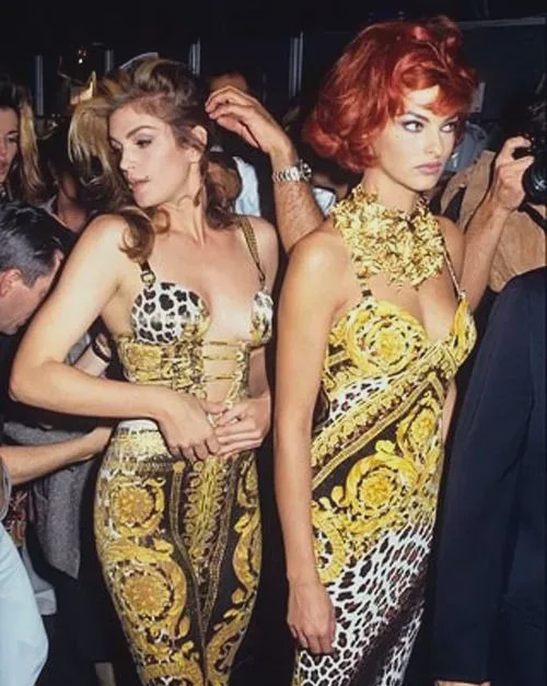 dior璞圭汗鐨崏,dior璞圭汗濂抽瀷