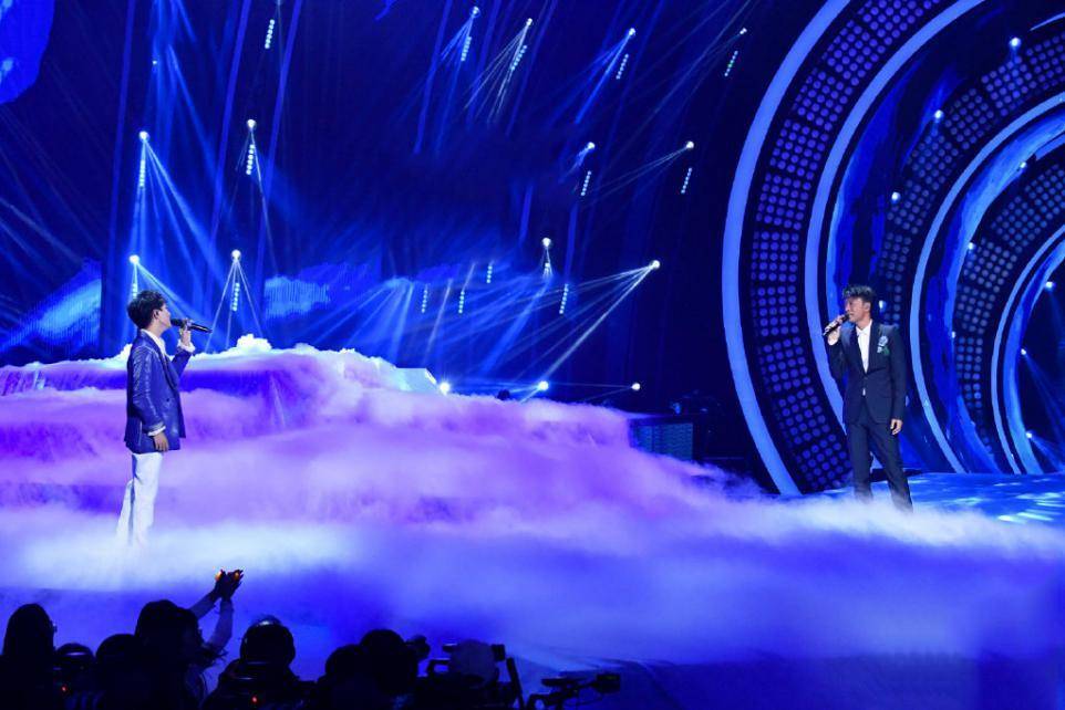 费玉清阿云嘎歌曲,我们的歌费玉清阿云嘎合唱囚鸟