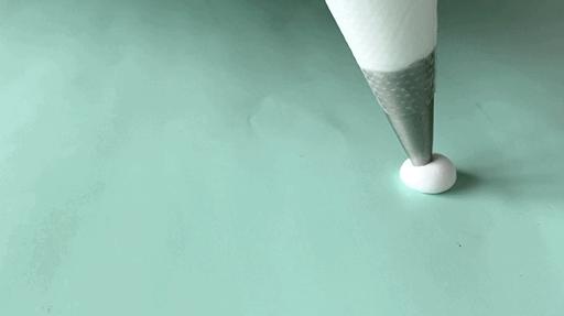 动物奶油裱花基础知识和手法,巧克力蛋糕裱花基础手法