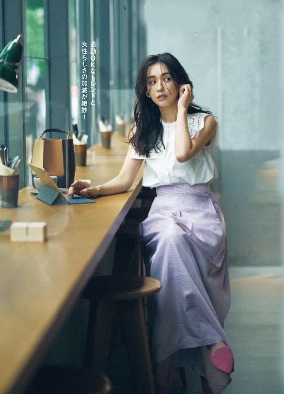 今年流行什么样的鞋跟,今年的流行鞋跟