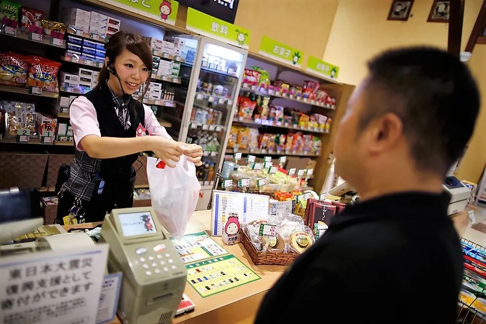 除了麻将，日本人还沉迷于这个赌博设备，一年花费过万亿元