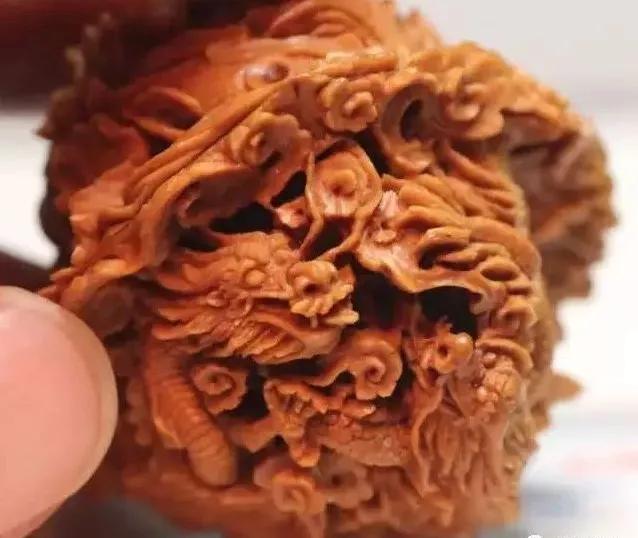 核桃裂尖怎么补救,核桃裂了还有价值吗