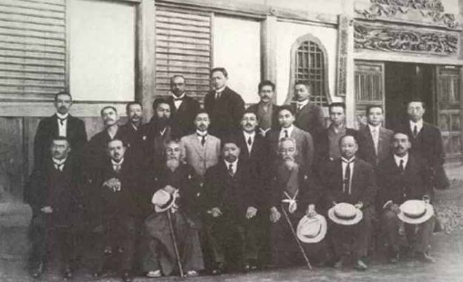 伊藤博文为何怕李鸿章被暗杀,伊藤博文背后的真相