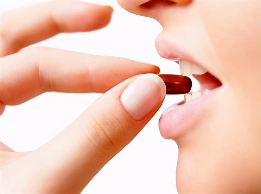 绝经情绪低落要怎么调理,女人绝经骨质疏松腰痛到底有多疼