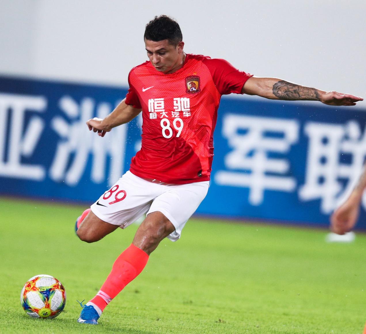 恒驰亚冠最新比赛,决赛卡纳瓦罗