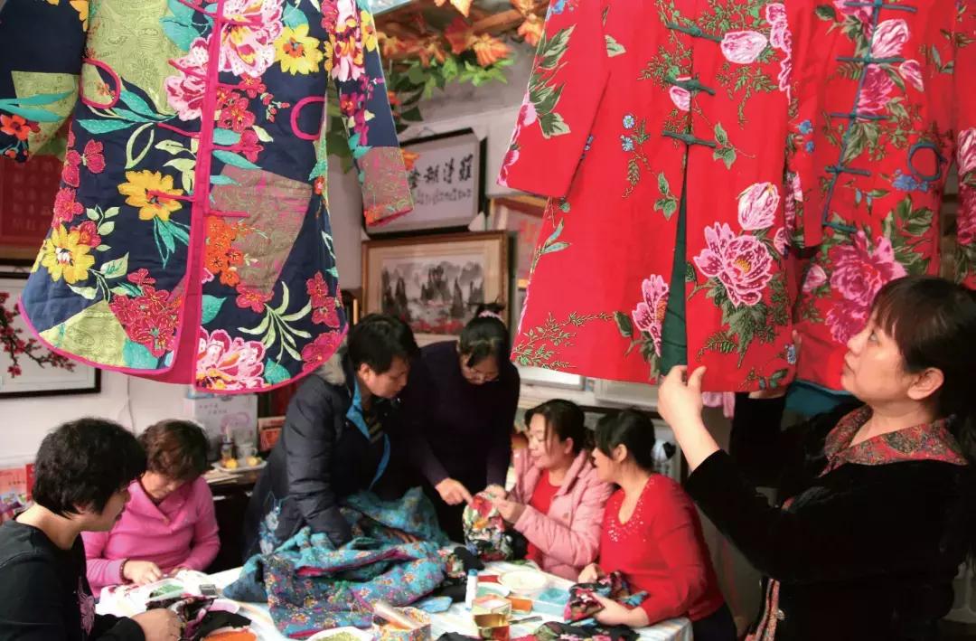 70张照片合集视频,70年衣食住行对比图