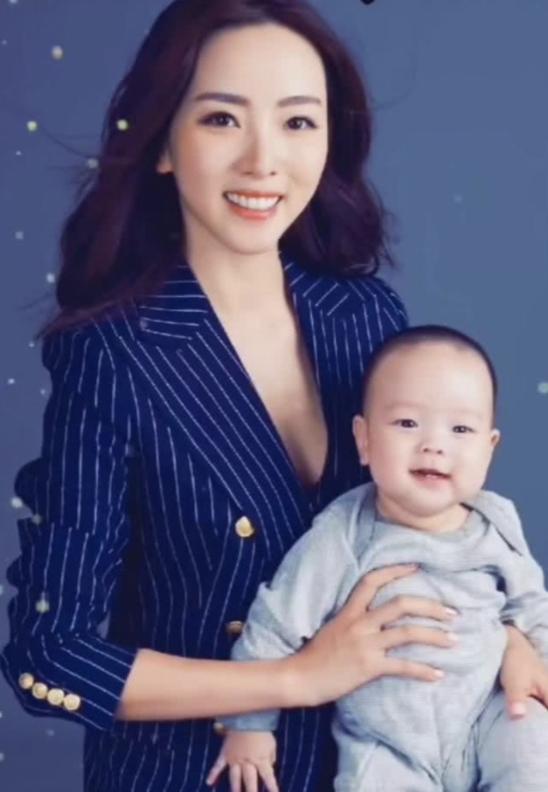 谢娜是母乳喂养吗,谢娜章子怡冰箱