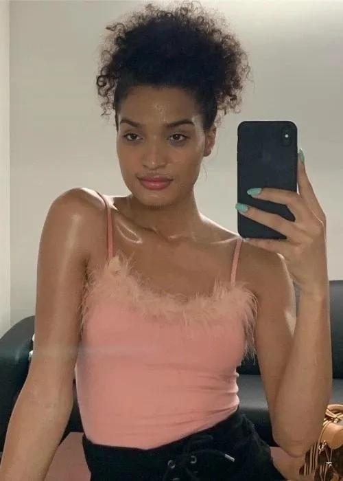 INS上爆裂，涅槃重生的跨性别者，凭借一部美剧火成2020最美面孔