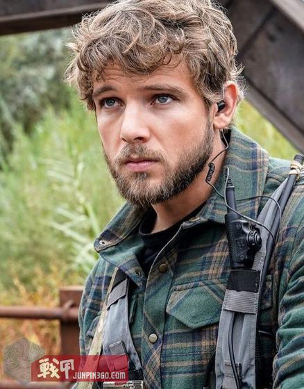 海豹突击队教你射击,战甲轰鸣装备介绍