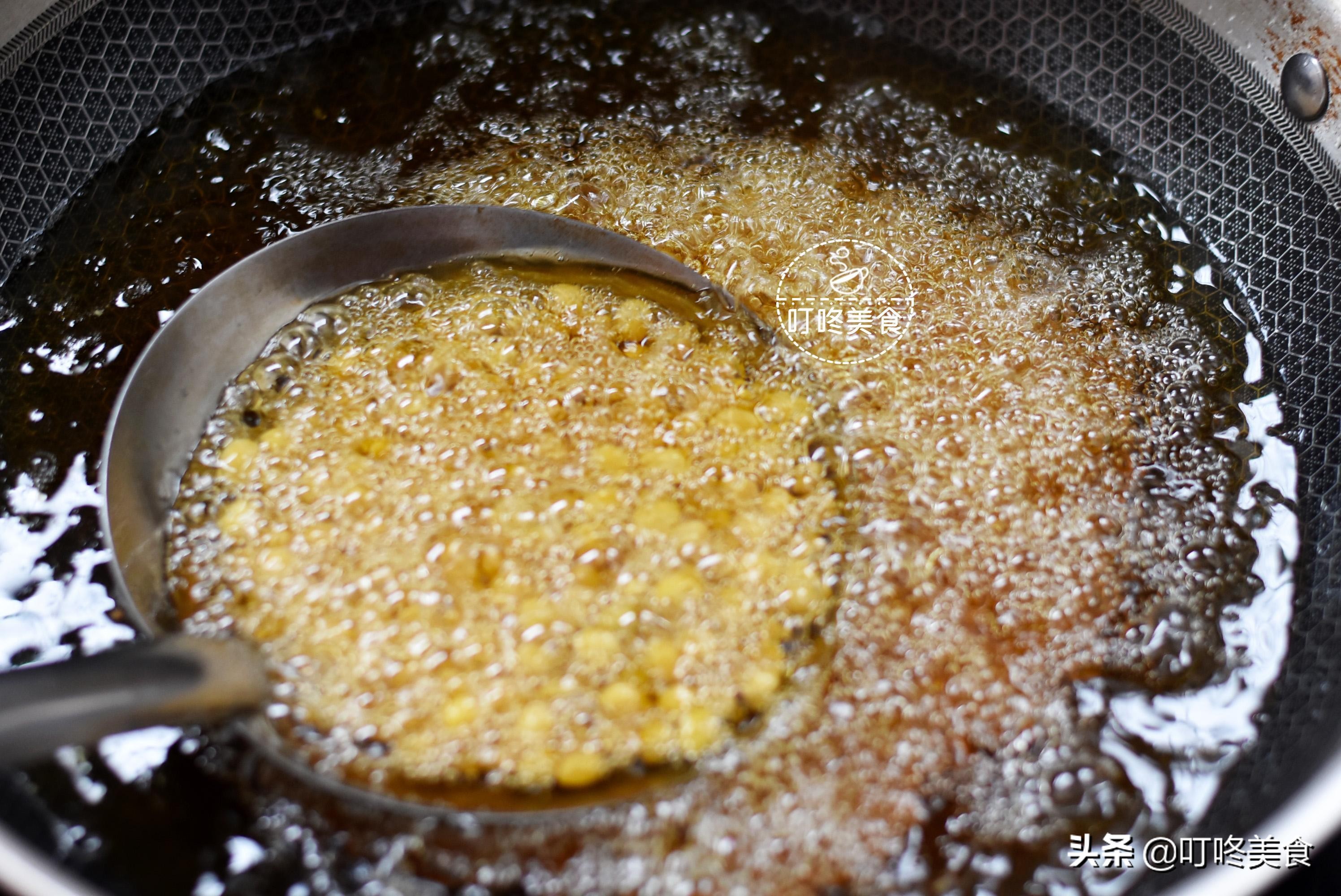 炸黄豆要裹淀粉吗,炸黄豆放普通盐行吗