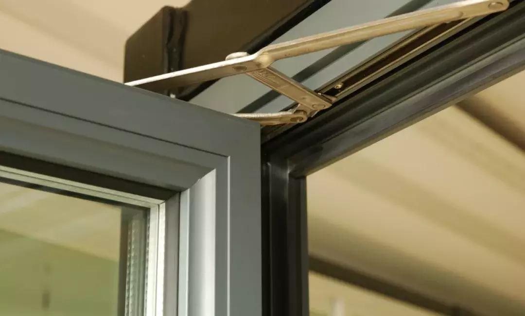 门窗各个五金配件有什么作用,有哪些门窗五金件常见问题