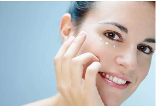 好用不贵的4款眼霜,一款无限回购的眼霜