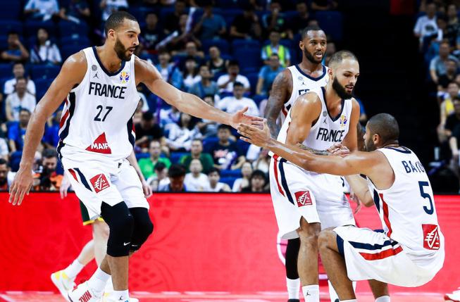 法国梦之队对韩国,悉尼奥运会美国梦之队vs法国