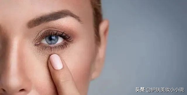 用什么护肤品能让黑眼圈快速消除,消除黑眼圈怎么护肤