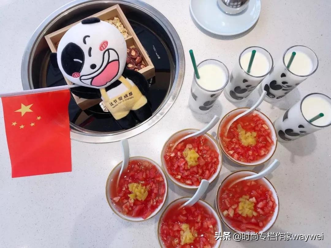 寒风飒飒,人类无法阻止火锅的蔓延势头了……