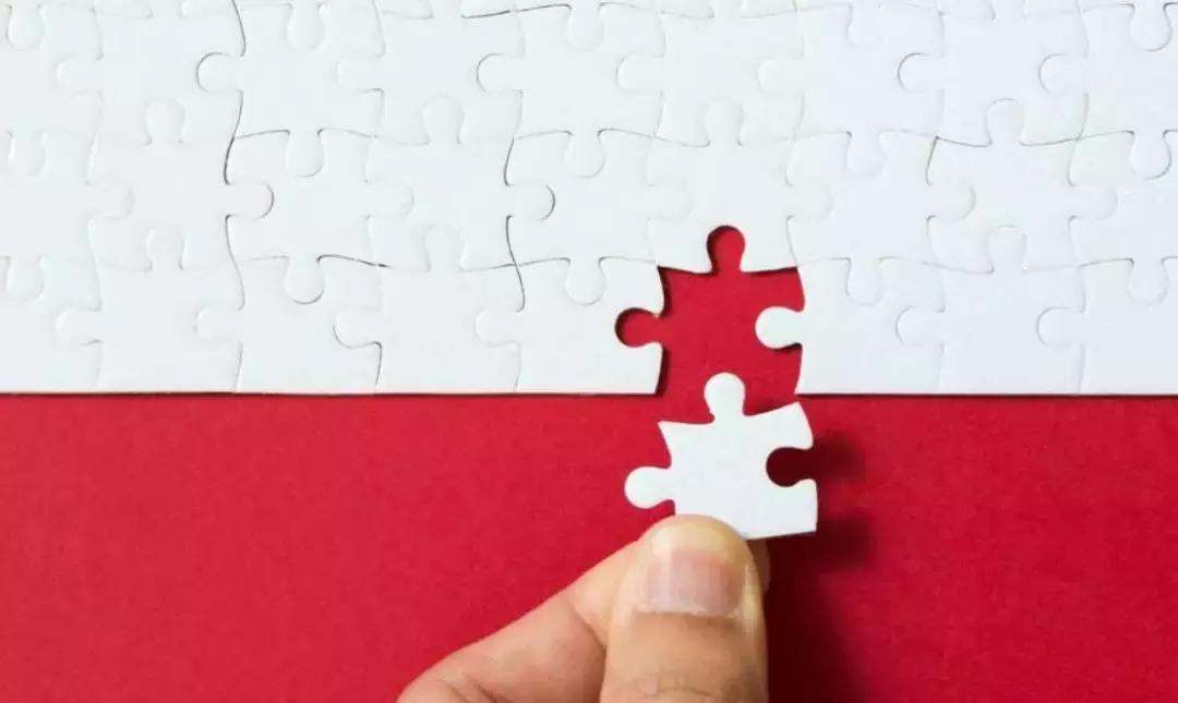 1999年生的他，编写聊天“话术”剧本专挑“宝妈”微商下手|今晚九点半