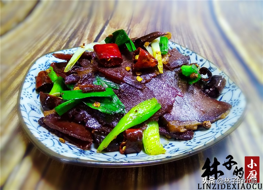 云南人家常菜松茸,地道美食云南菜好吃不贵