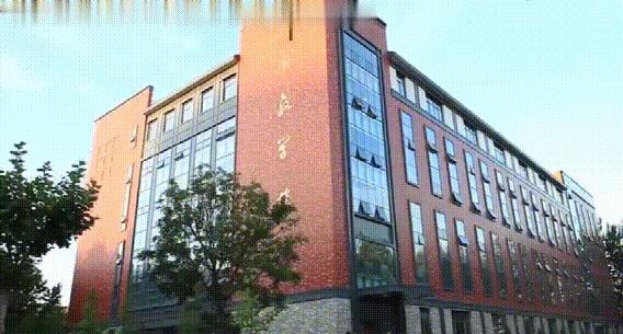 聊城大学东昌学院2020本科招生专业26个，专科6个，新增1个专业