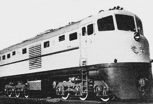 巨龙号内燃机车视频,中国第一台机车龙号诞生