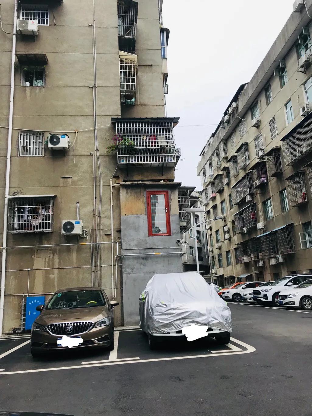 买房选27栋楼好吗,纠结买不买楼梯房5楼