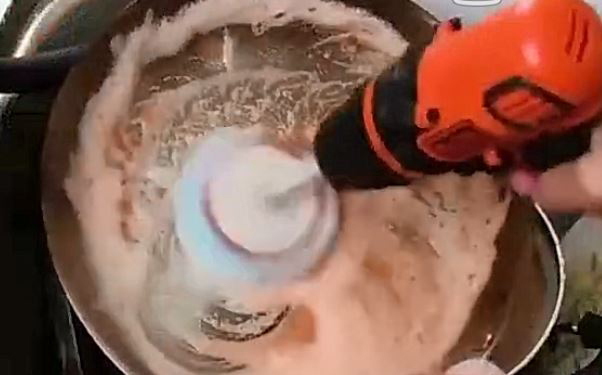 为了不洗碗能做出多离谱的事情,当代年轻人不想洗碗