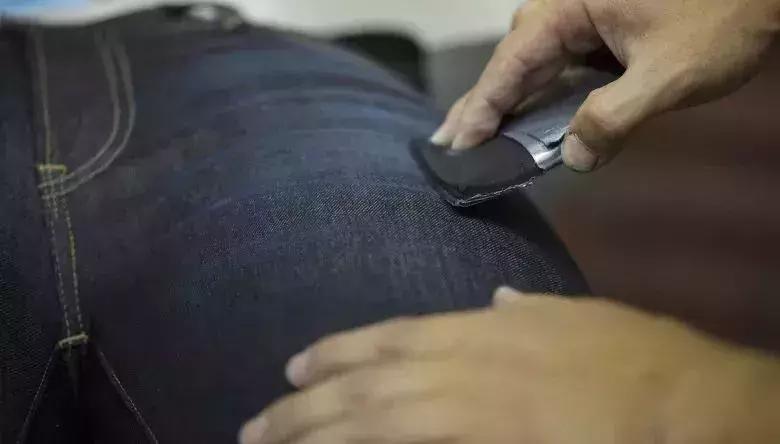 牛仔要水洗到什么程度才时髦,复古水洗垂感牛仔